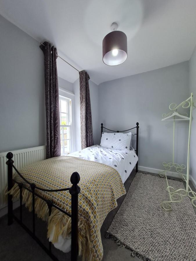 Picturesque 2 Bedroom Miners Cottage Near Bike Park Wales & Brecon Beacons Merthyr Tydfil Zewnętrze zdjęcie