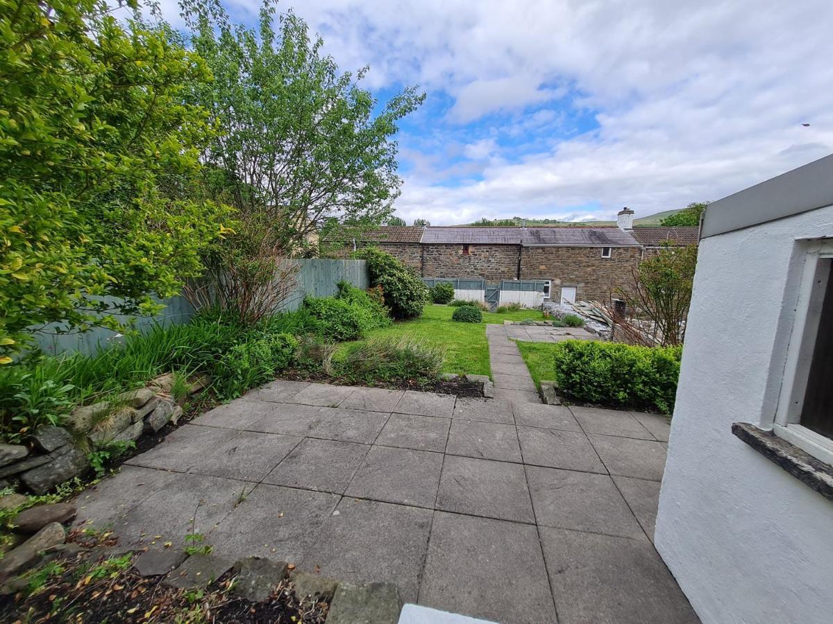 Picturesque 2 Bedroom Miners Cottage Near Bike Park Wales & Brecon Beacons Merthyr Tydfil Zewnętrze zdjęcie